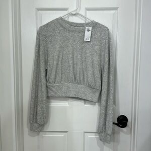 NWT heather grey long sleeve cropped top size XS, Gilly Hicks